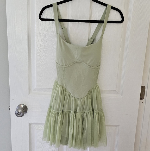 Popflex Active Blogilates Pirouette Dress Pistachio Green Size Medium - Picture 2 of 7